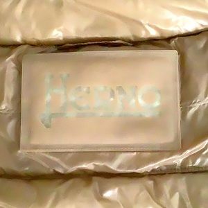 Heron cap sleeve Vest.